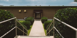 wirtz-wire-entrance